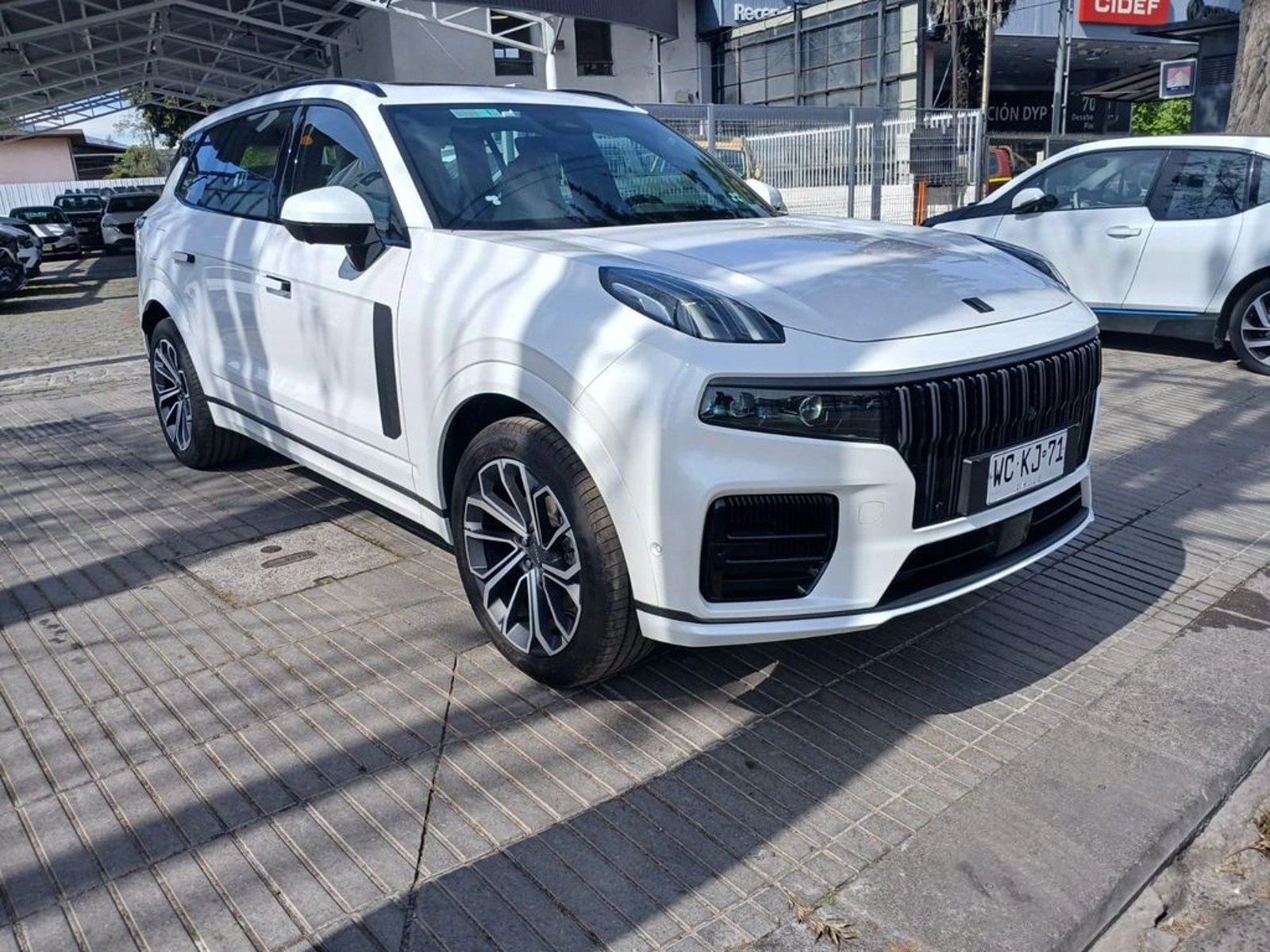 Lynk & Co 09 09 12.0T at Halo 2027 - Foto 3 de 17