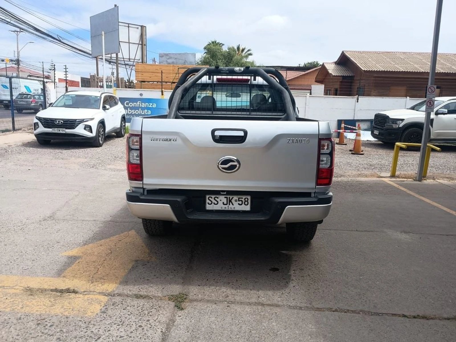 ZX AUTO TERRALORD 2.5 DLX MT 4X2 DIESEL 2023 - Imagen 8 de 13