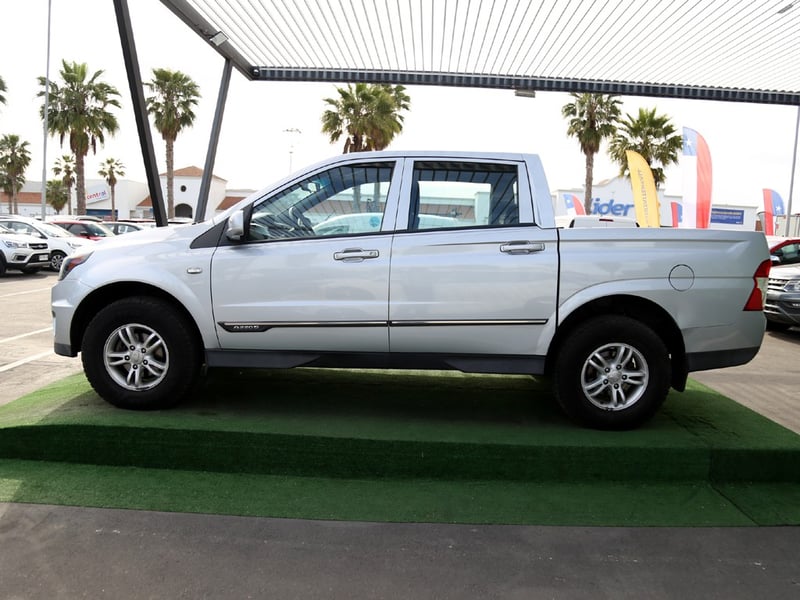 SsangYong ACTYON SPORTS 2.2 4X2 MT 2020 - Imagen 9 de 20