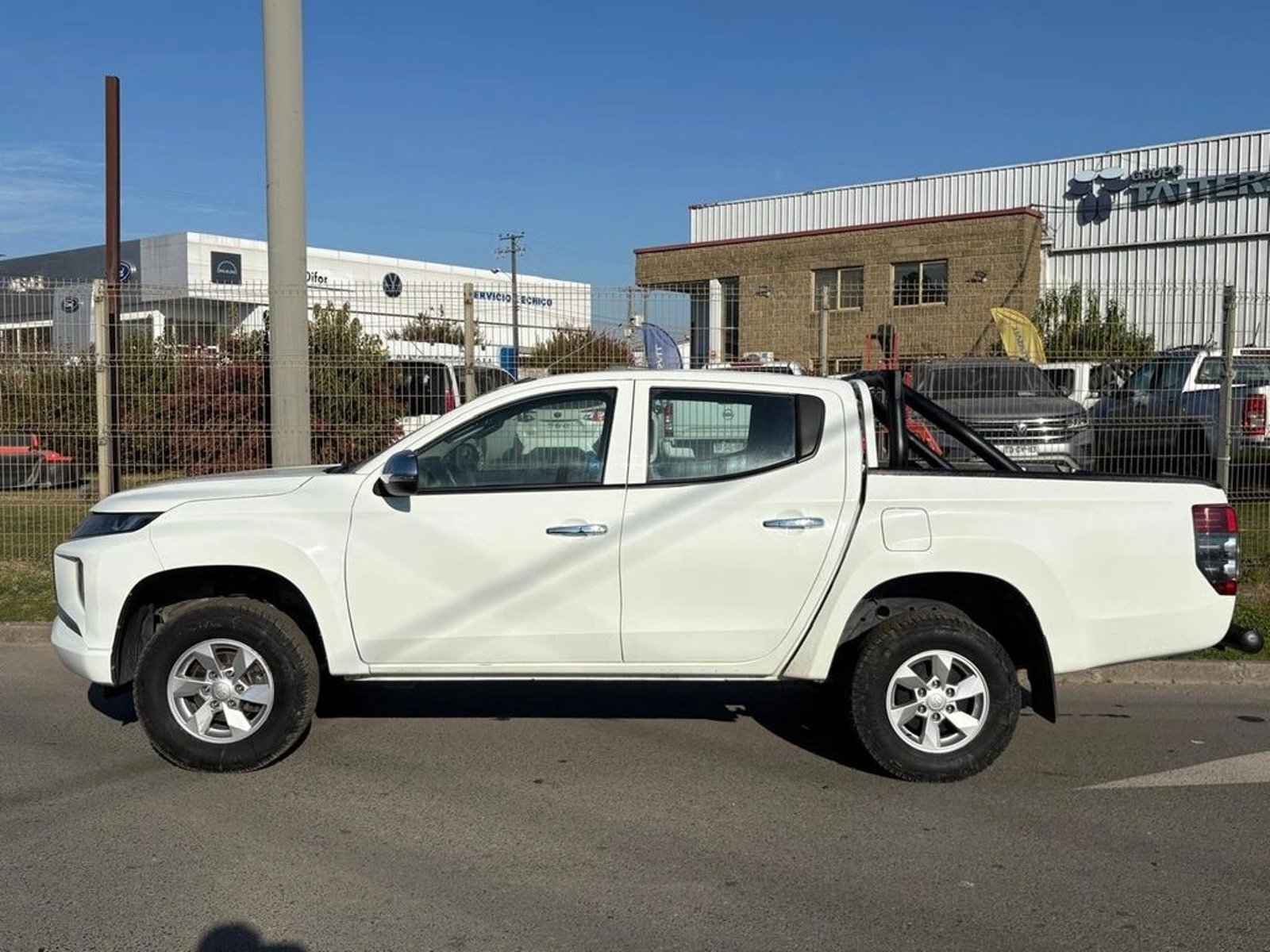 Mitsubishi L200 KATANA CR 4X2 2022 - Foto 4 de 12