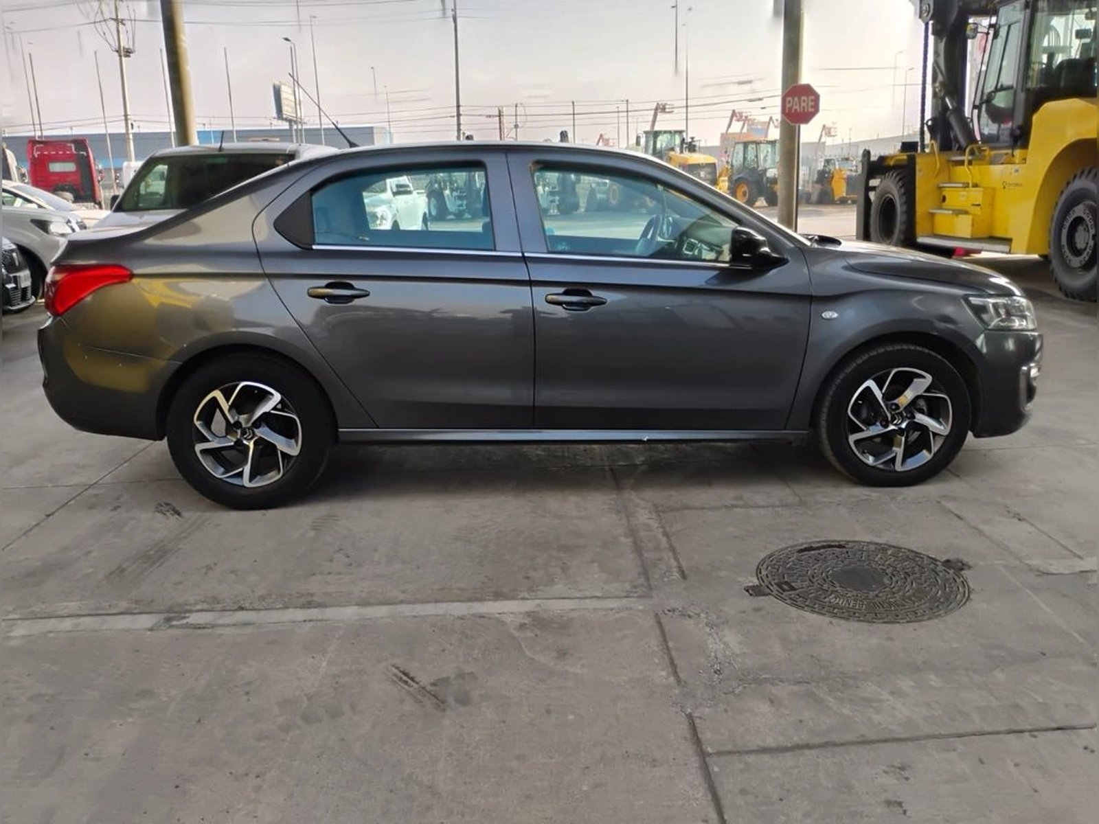 CITROEN C-ELYSEE 1.6 HDI 92 BVM SHINE MT DIESEL 2022 - Imagen 5 de 15