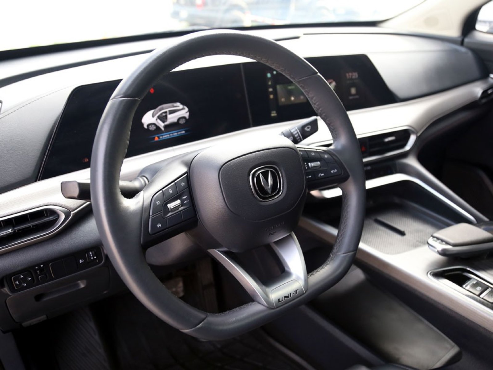 Changan UNI-T LUXURY 1.5 AUT 2023 - Imagen 14 de 20