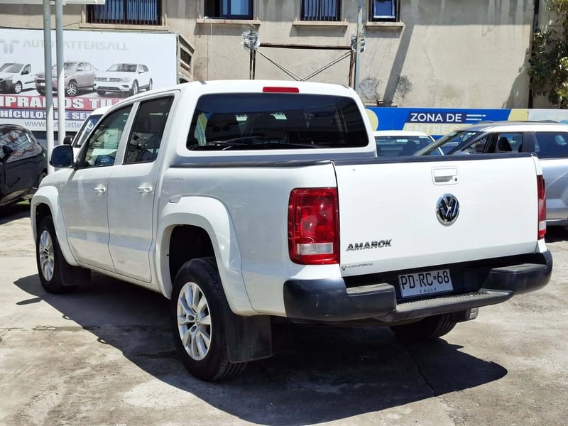 Volkswagen AMAROK TREDLINE 2.0 MT 4X2 2021 - Imagen 10 de 20