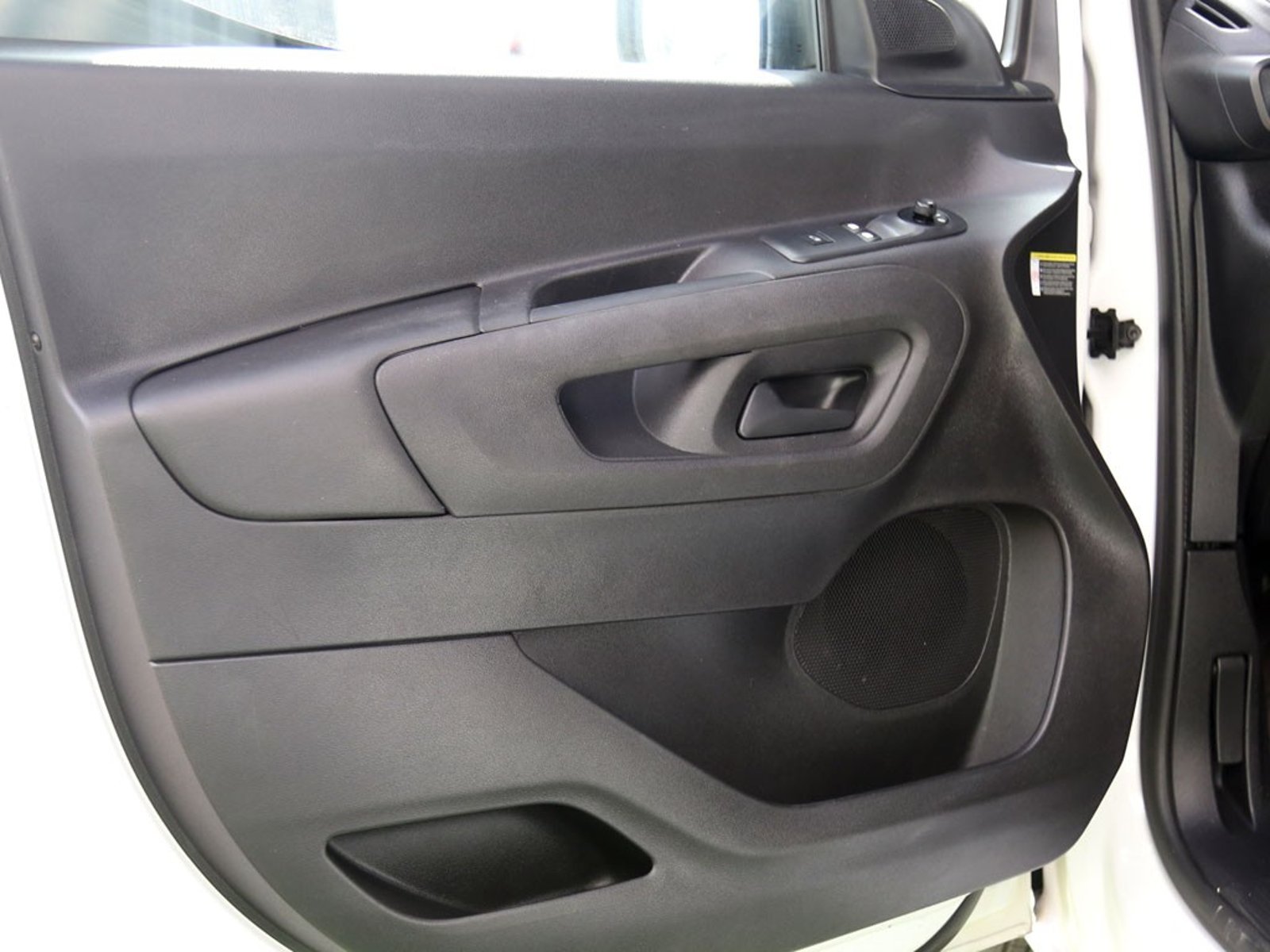 PEUGEOT PARTNER 1.5 L1 BLUEHDI 100 MT DIESEL 2023 - Imagen 10 de 17
