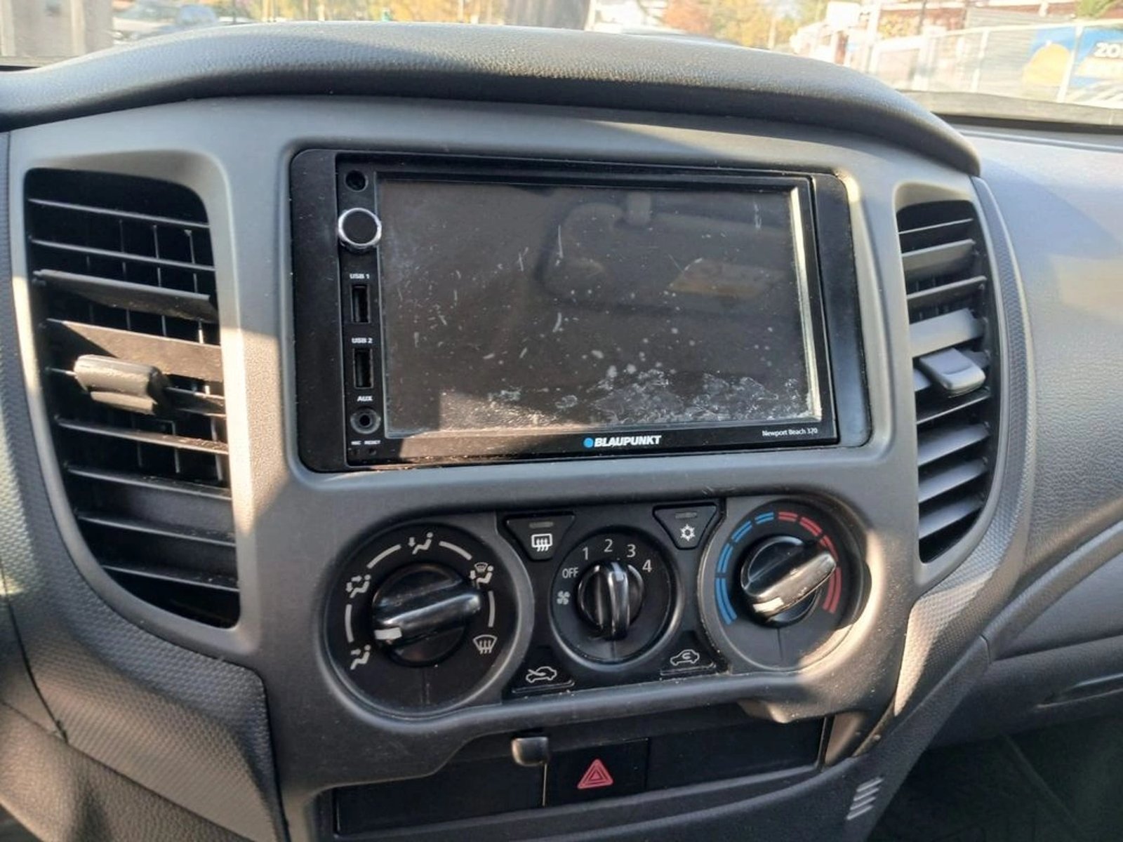MITSUBISHI L200 L200 KATANA CR 4X2 2.4 2022 - Imagen 12 de 16
