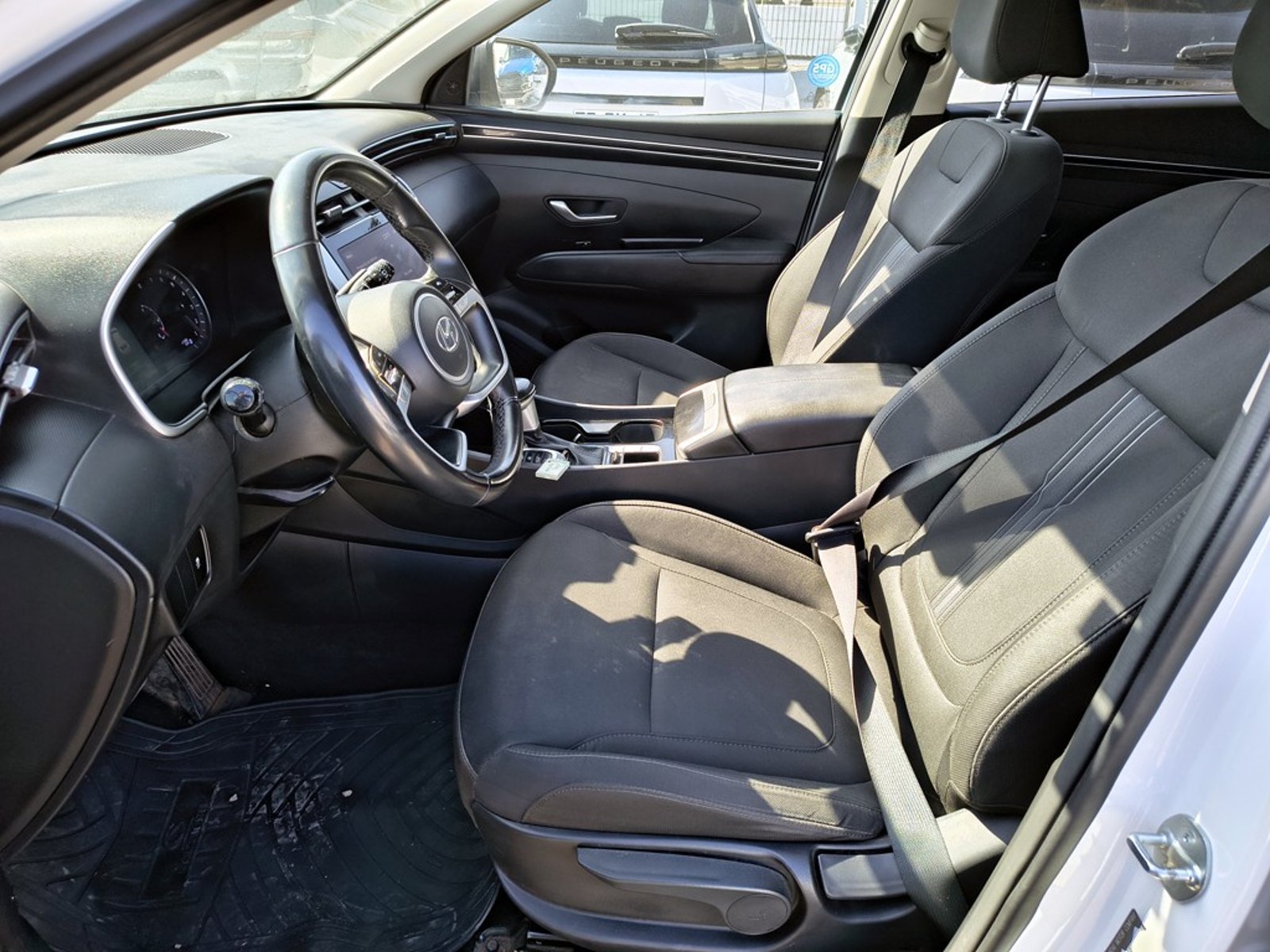 HYUNDAI TUCSON 2.0 Gasolina 4x4 T/A 2024 - Imagen 14 de 20