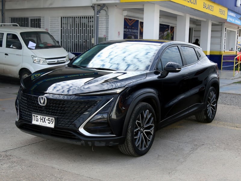Changan UNI-T LUXURY 1.5 AUT 2023