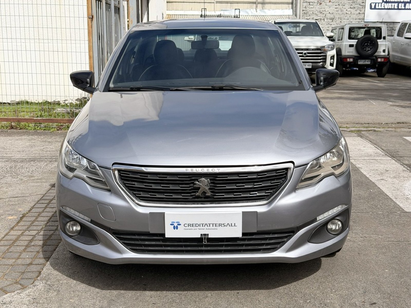 Peugeot 301 1.6 ALLURE HDI 2023 - Foto 2 de 20