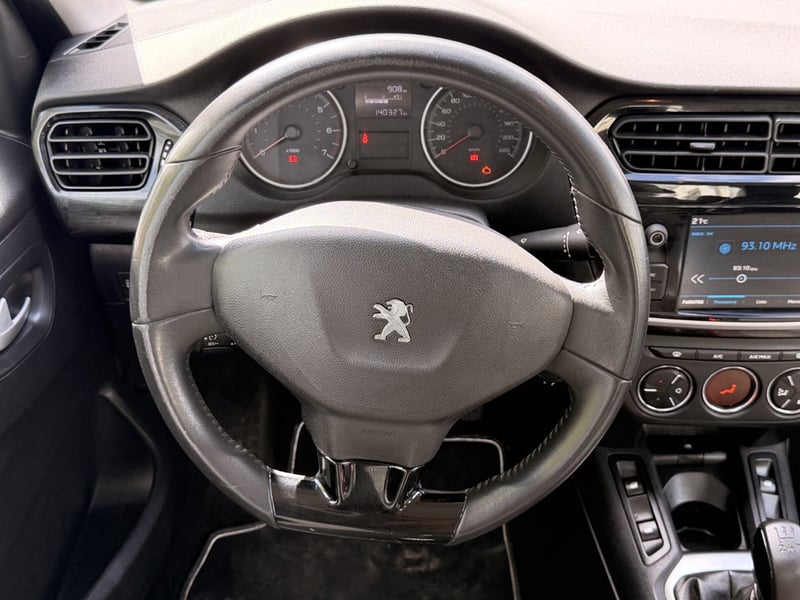 Peugeot 301 1.6 ALLURE HDI 2023 - Imagen 11 de 20