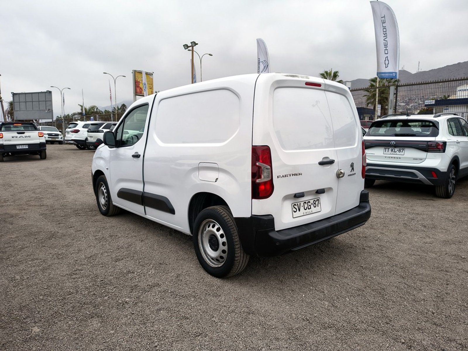 Peugeot PARTNER 1.5 L1 BLUEHDI 2023 - Imagen 7 de 17
