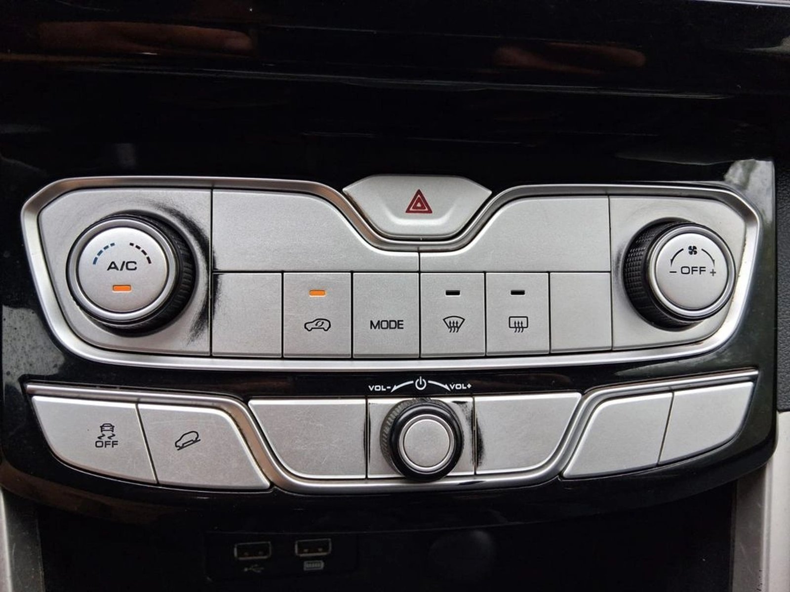 GREAT WALL POER 2.0 ELITE MT 4X2 DIESEL 2023 - Imagen 13 de 14