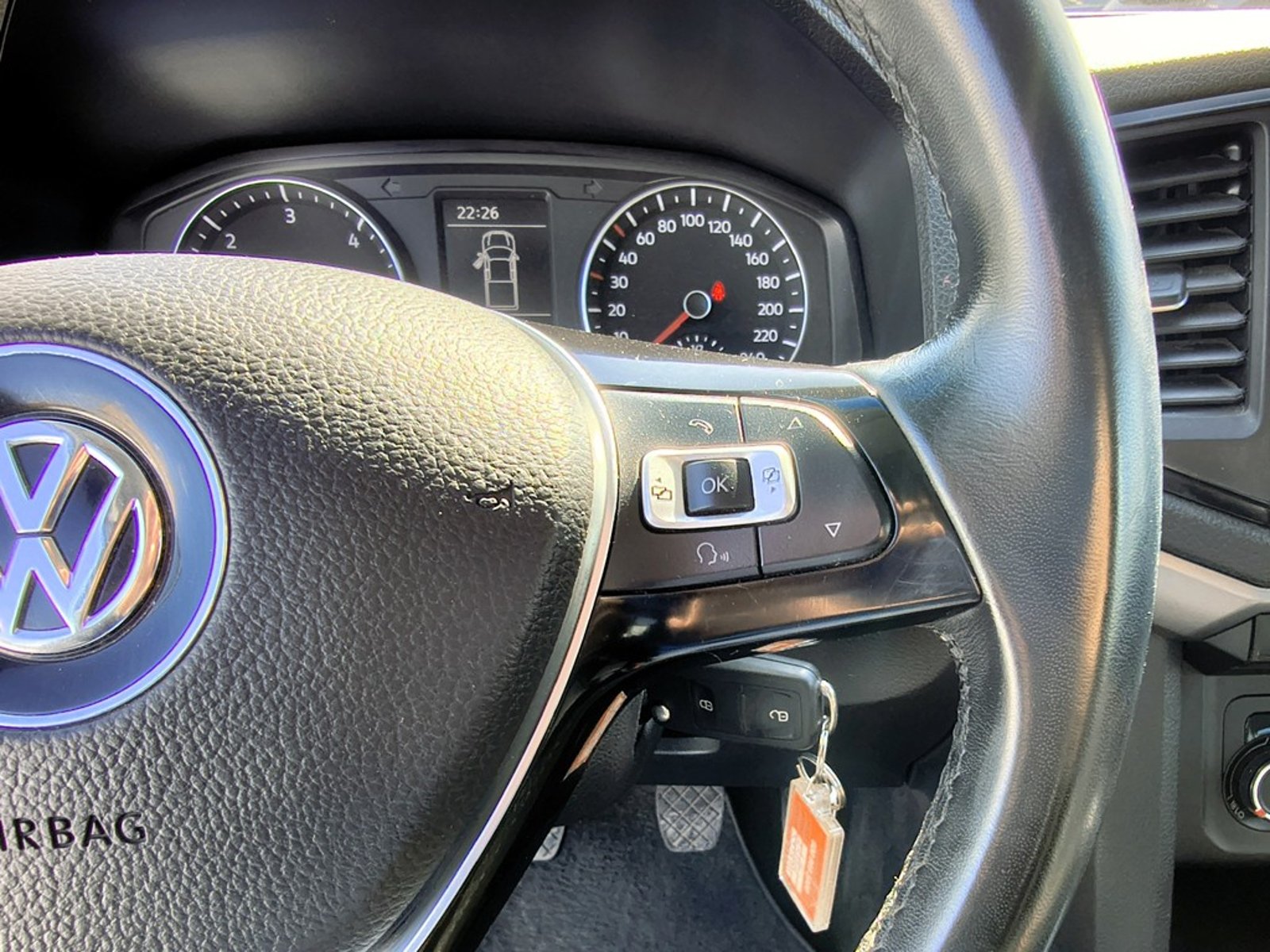 VOLKSWAGEN AMAROK 2.0 TRENDLINE 4X4 2023 - Imagen 14 de 20