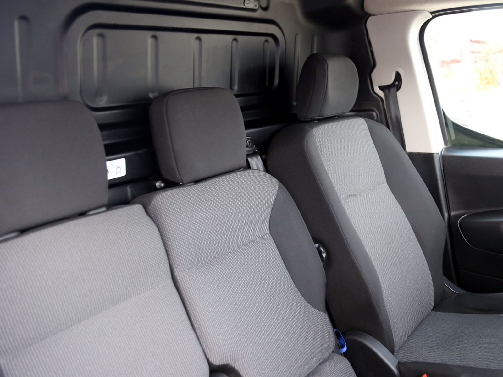 Peugeot PARTNER 1.5 L1 MT DIESEL 2024 - Imagen 20 de 20