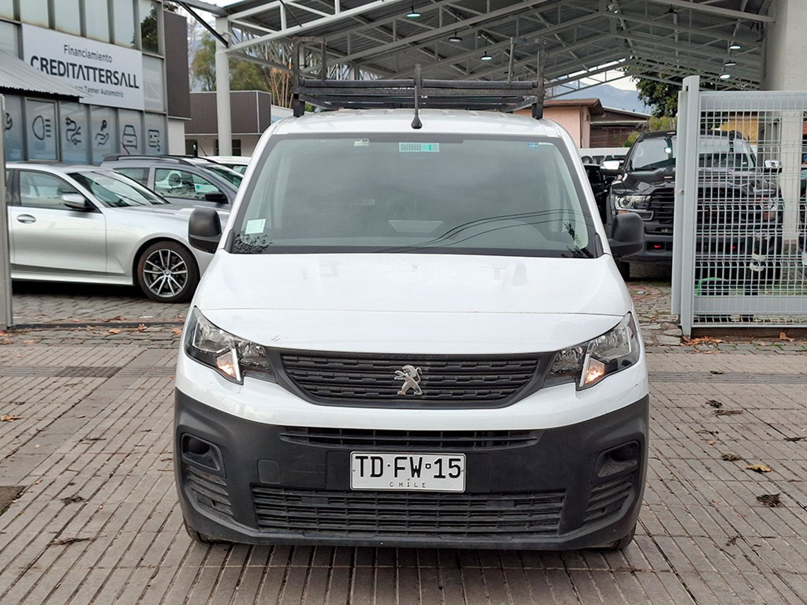 Peugeot PARTNER PARTNER L1 1.5 2024 - Foto 2 de 19