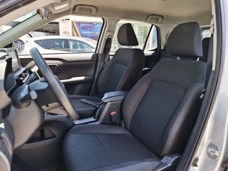 Toyota RAIZE 1.2 2025 - Imagen 15 de 20