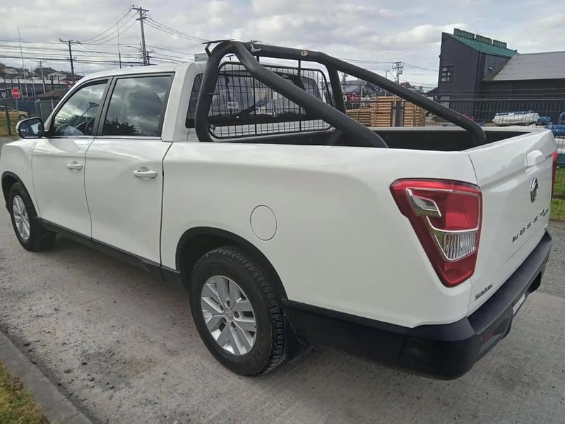 SsangYong GRAND MUSSO 2.2 2022 - Imagen 3 de 6