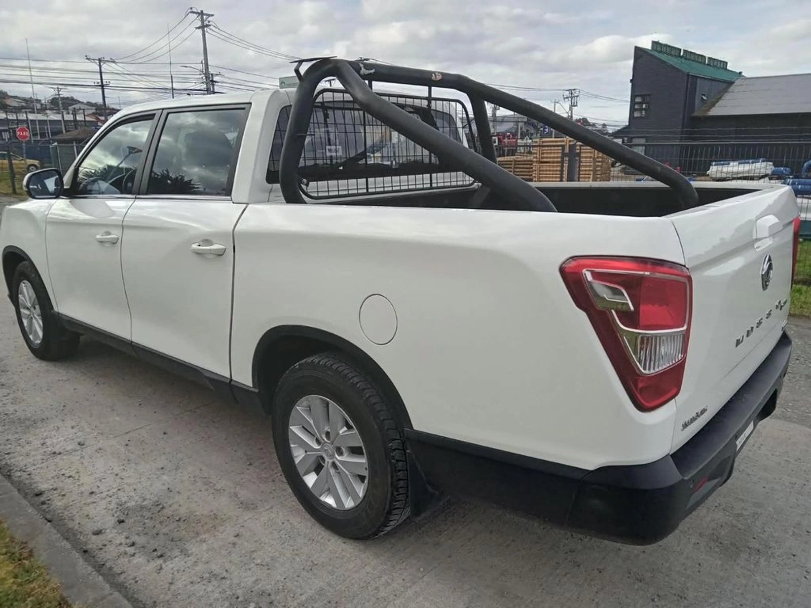 SsangYong GRAND MUSSO 2.2 2022 - Foto 3 de 6
