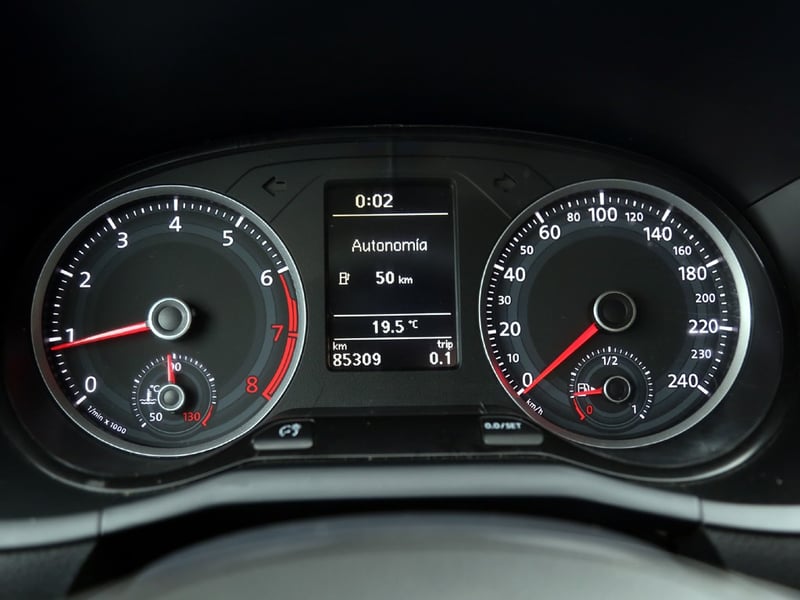 Volkswagen SAVEIRO 1.6 CAB. EXT. MT 2018 - Imagen 19 de 20