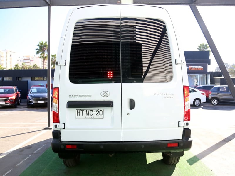 Maxus V80 2.5 4X2 CARGO VAN MT 5P 2016 - Imagen 7 de 16