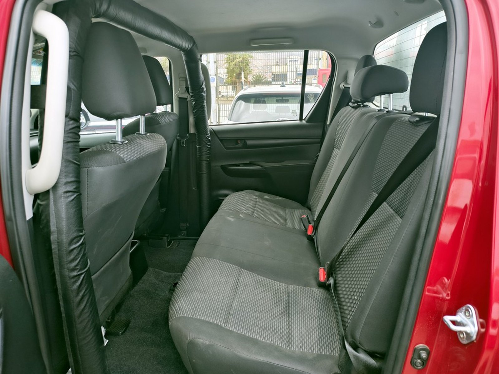 Toyota HILUX MT 2023 - Imagen 15 de 20