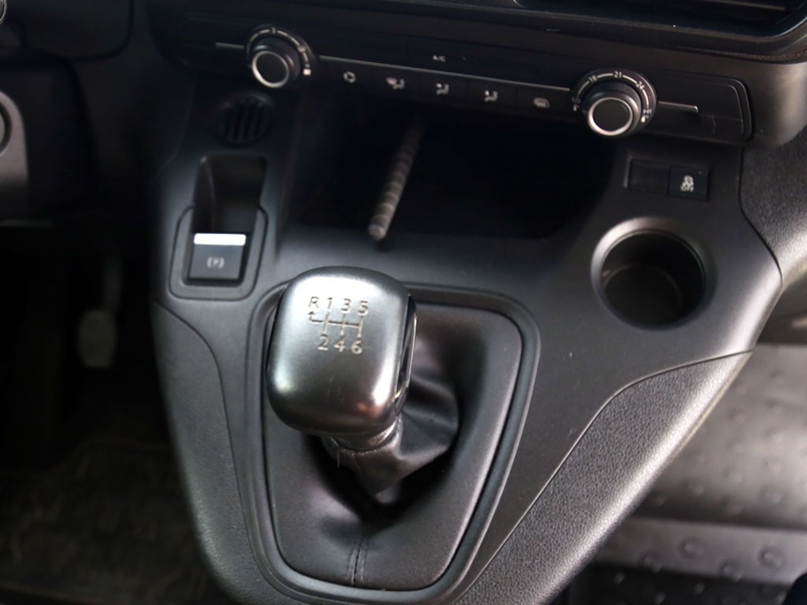 PEUGEOT PARTNER 1.5 L1 BLUEHDI 100 MT DIESEL 2023 - Imagen 15 de 17