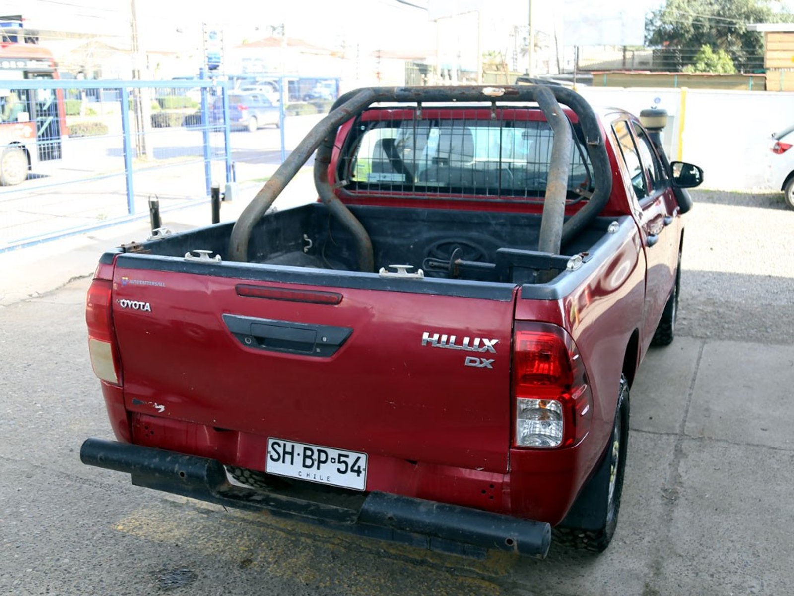 Toyota HILUX DX 4X4 2.4 2023 - Imagen 9 de 20