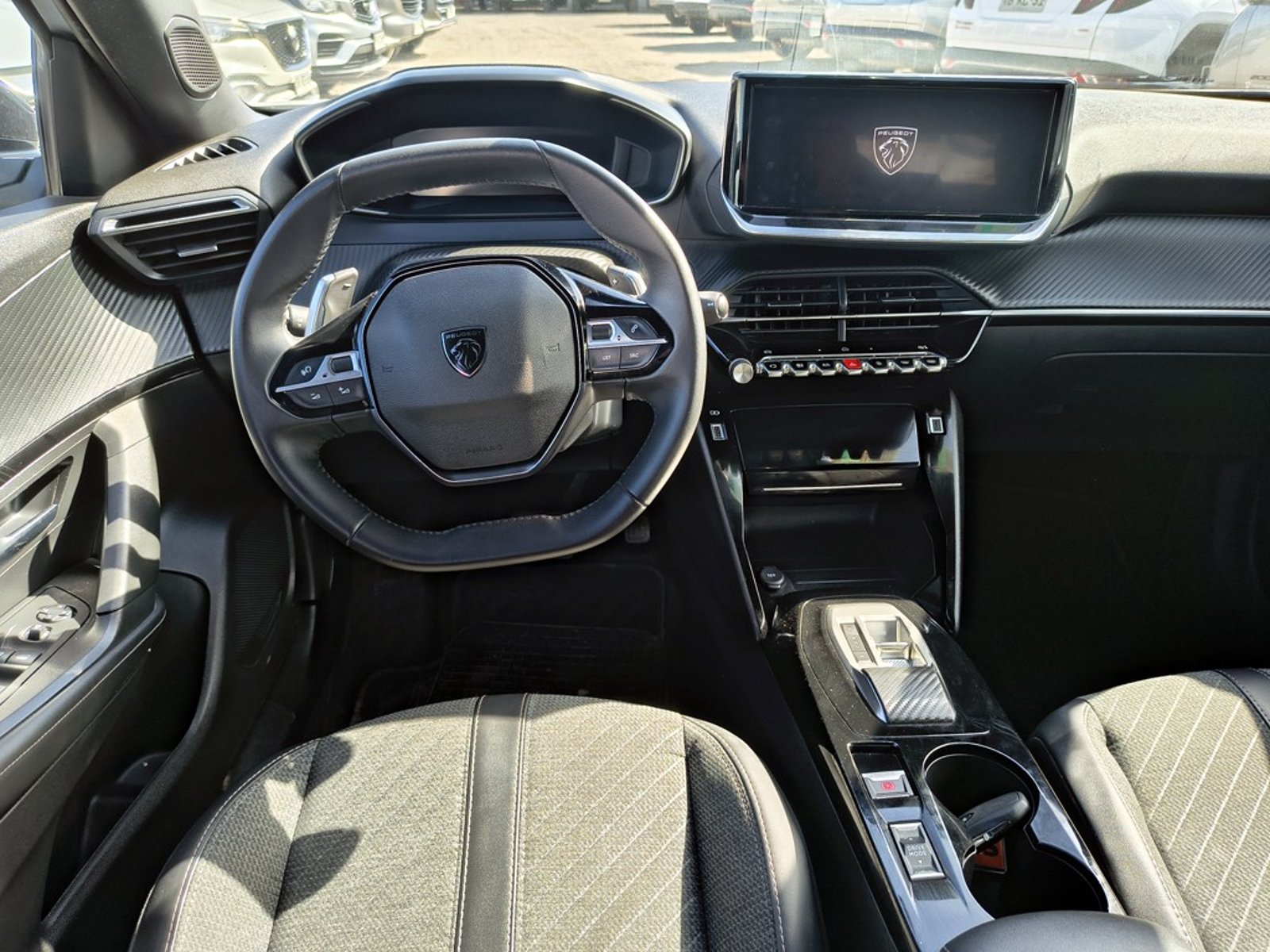 PEUGEOT 2008 1.5 Diesel 4x2 T/A Allure 2025 - Imagen 20 de 20