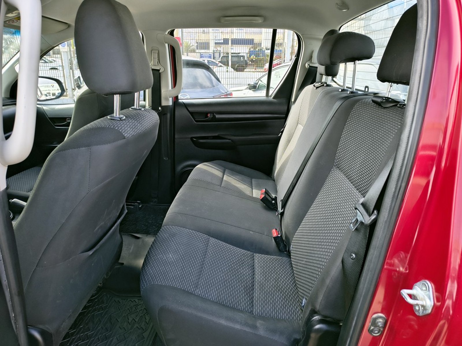TOYOTA HILUX HILUX TSS 2.4 Diesel 4X2 T/M 2021 - Imagen 15 de 20
