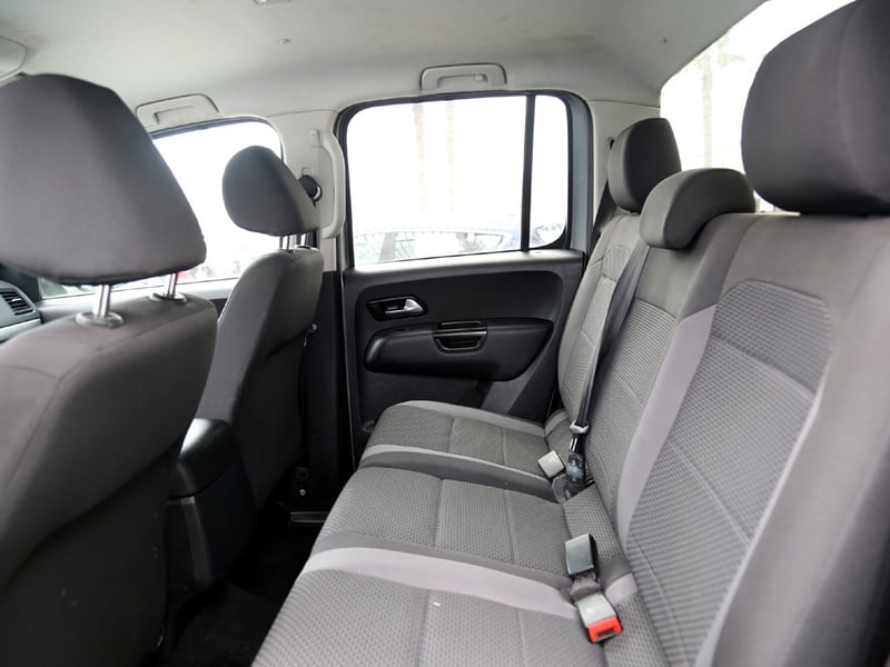 Volkswagen AMAROK 2.0 4X2 TRENDLINE MT 2023 - Imagen 14 de 20