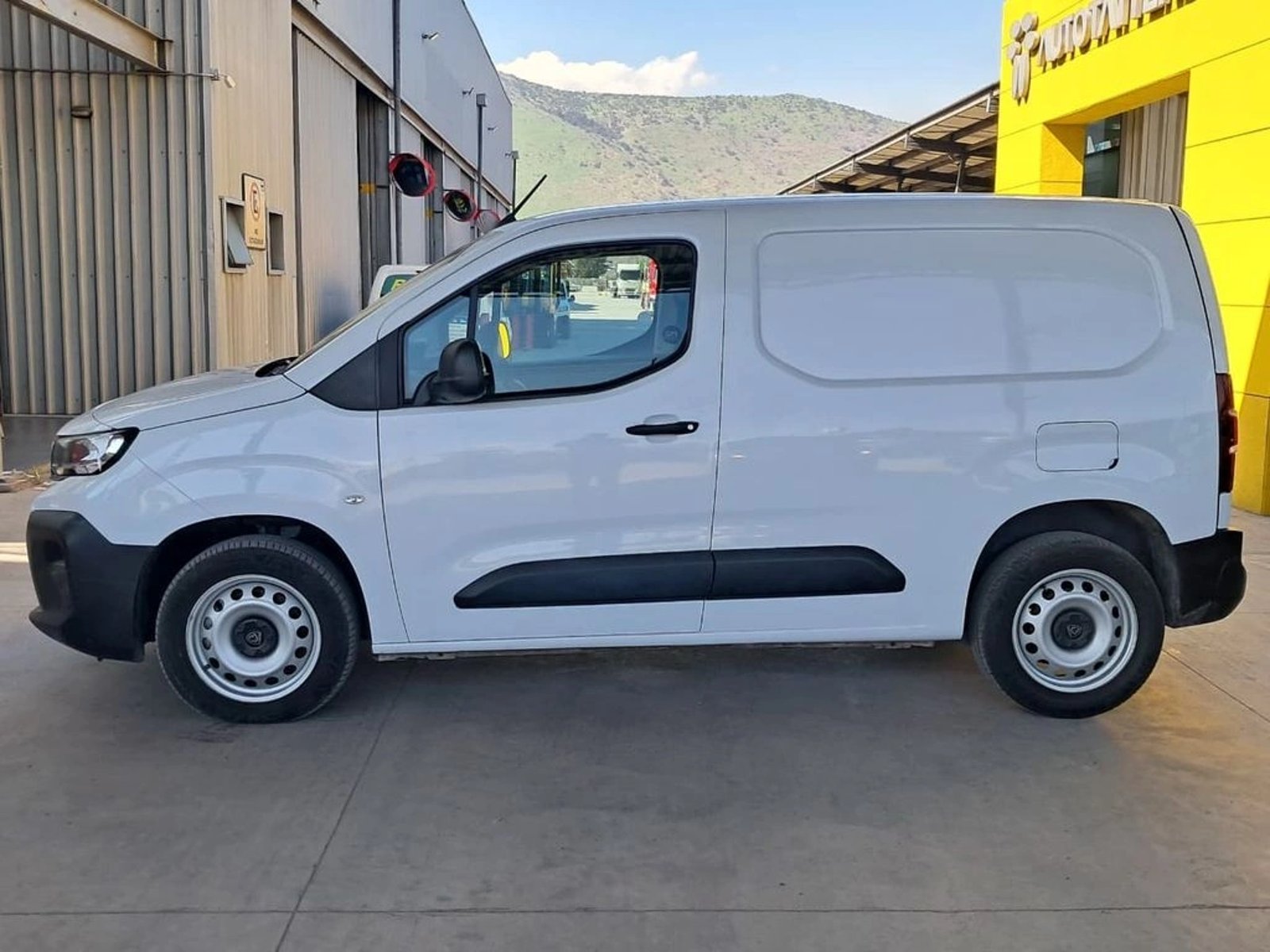 Peugeot PARTNER 1.5 L1 4X2 MT 2025 - Imagen 10 de 20