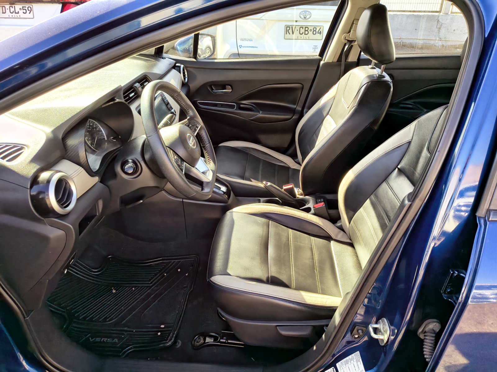 Nissan VERSA CVT 1.6 AUT Gasolina SENSE 2021 - Imagen 10 de 20