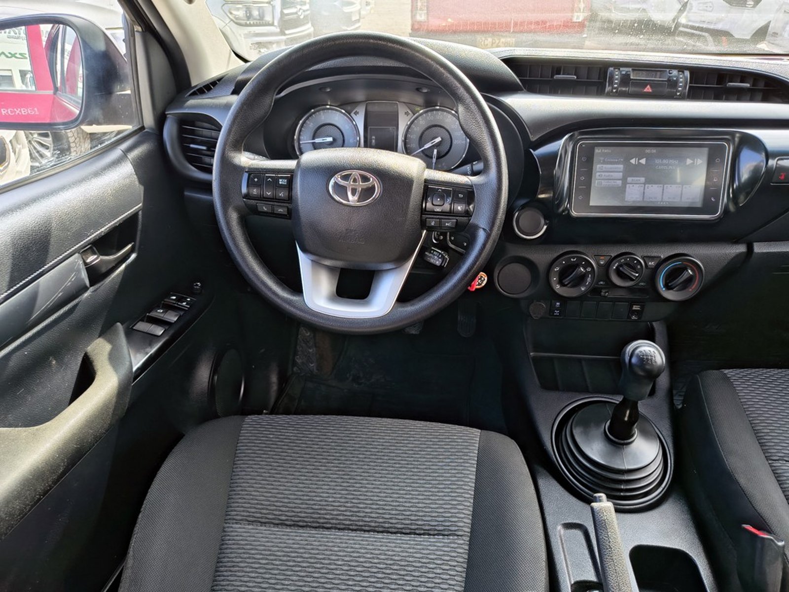 Toyota HILUX TSS 2.4 Diesel 4X2 T/M 2021 - Imagen 12 de 20
