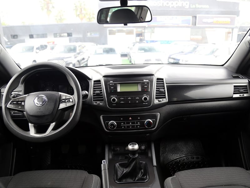 SsangYong MUSSO GRAND MUSSO 2.2 4X2 MT DISEL 2023 - Imagen 15 de 20