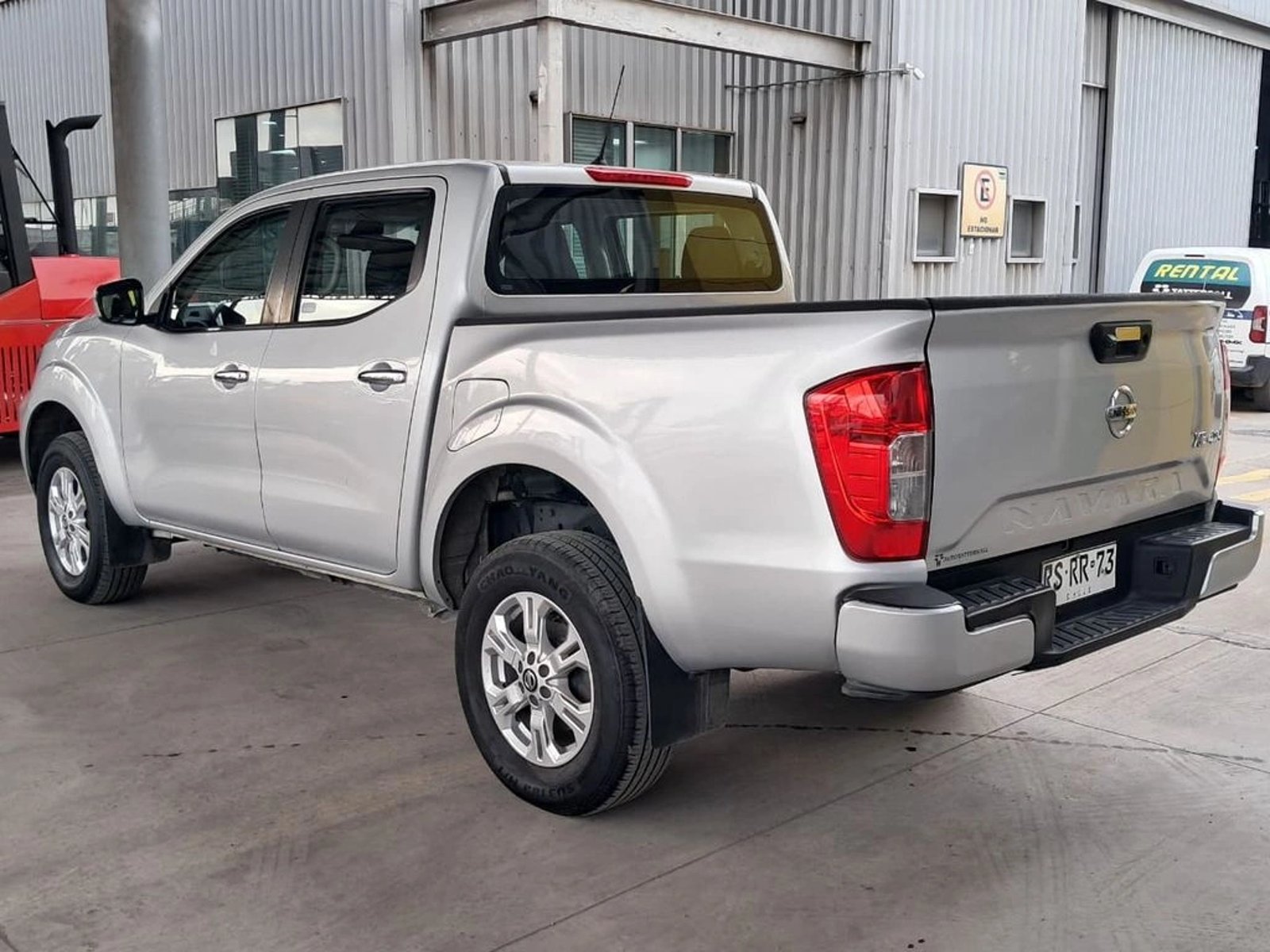 Nissan NAVARA 2.3 XE DC AT 4X4 2022 - Imagen 8 de 20