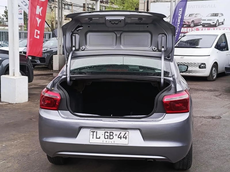 Citroën C-ELYSEE 1.5 BlueHDI 2024 - Imagen 9 de 20