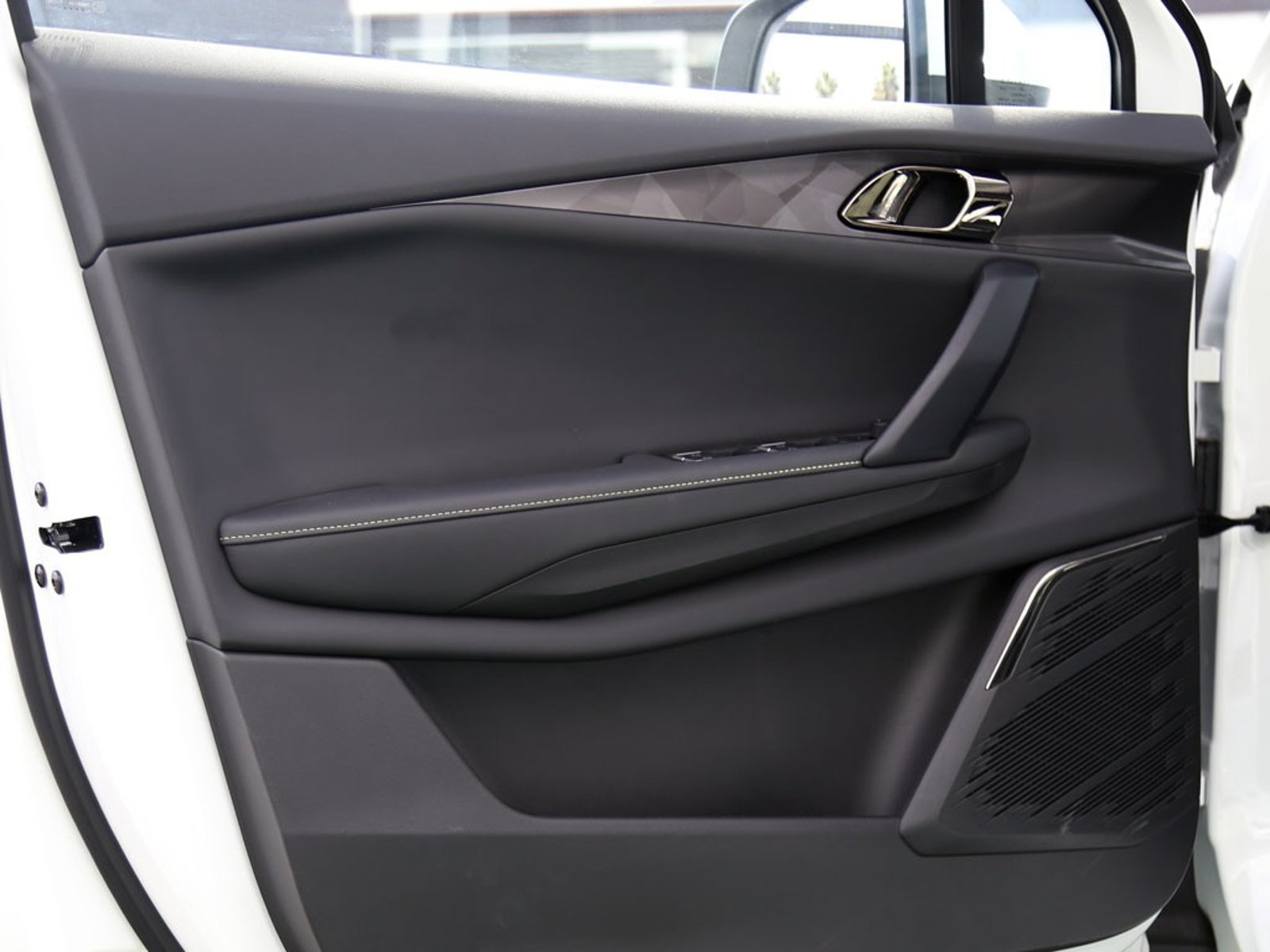 LYNK&CO 06 PLUS AT 1.5T 2026 - Imagen 10 de 20