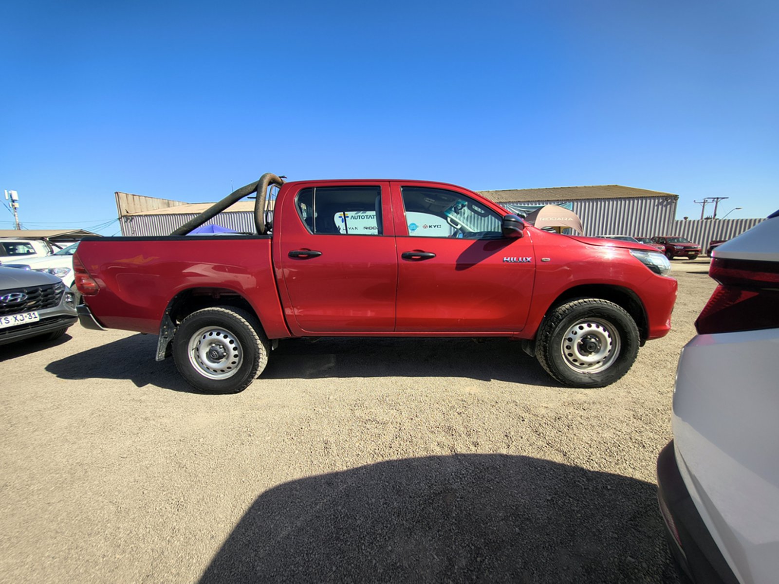 Toyota HILUX 2.4 Diesel 4x4 T/M 2024 - Foto 4 de 20