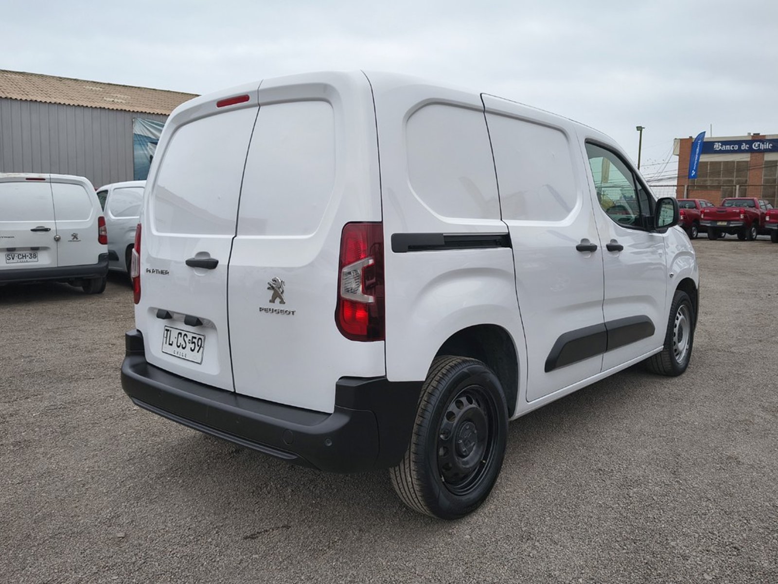 Peugeot PARTNER L1 1.5 Diesel 4X2 T/M 2024 - Imagen 7 de 16