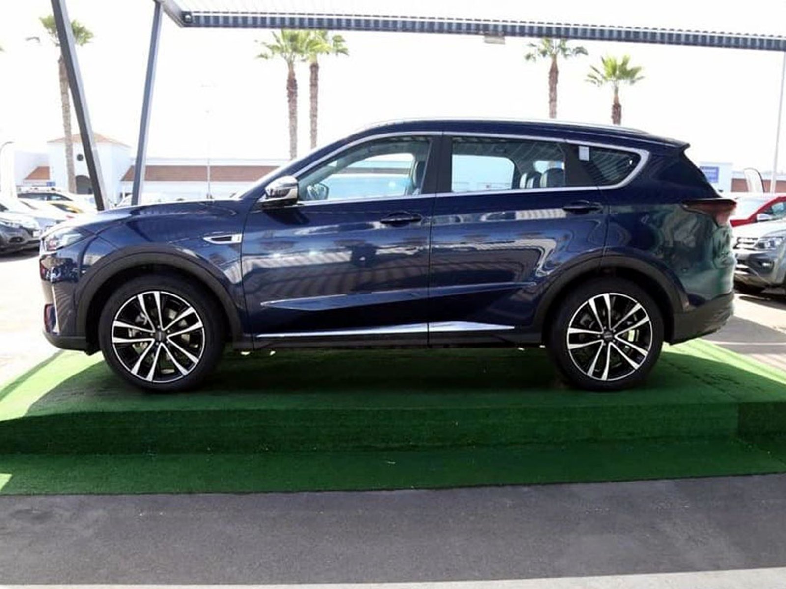 Jetour X70 PLUS 1.5T 4X2 AT 5P 2024 - Foto 5 de 20