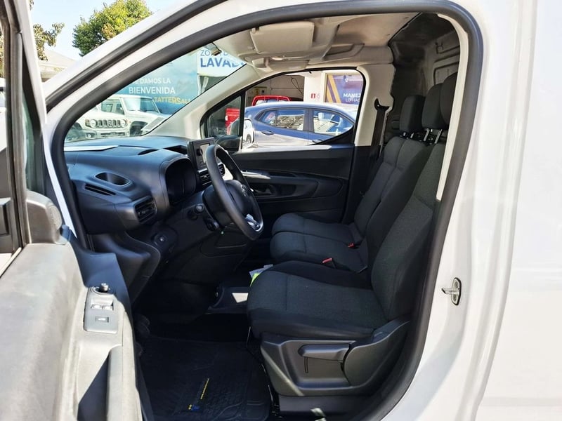 Citroën BERLINGO 1.5 BlueHDI 2024 - Imagen 15 de 20