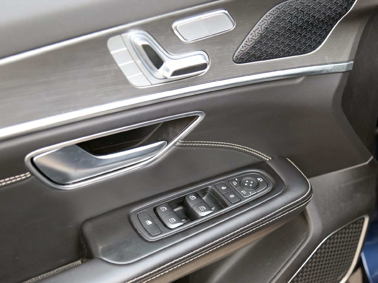 Jetour X70 PLUS 1.5 AT 2024 - Imagen 12 de 20