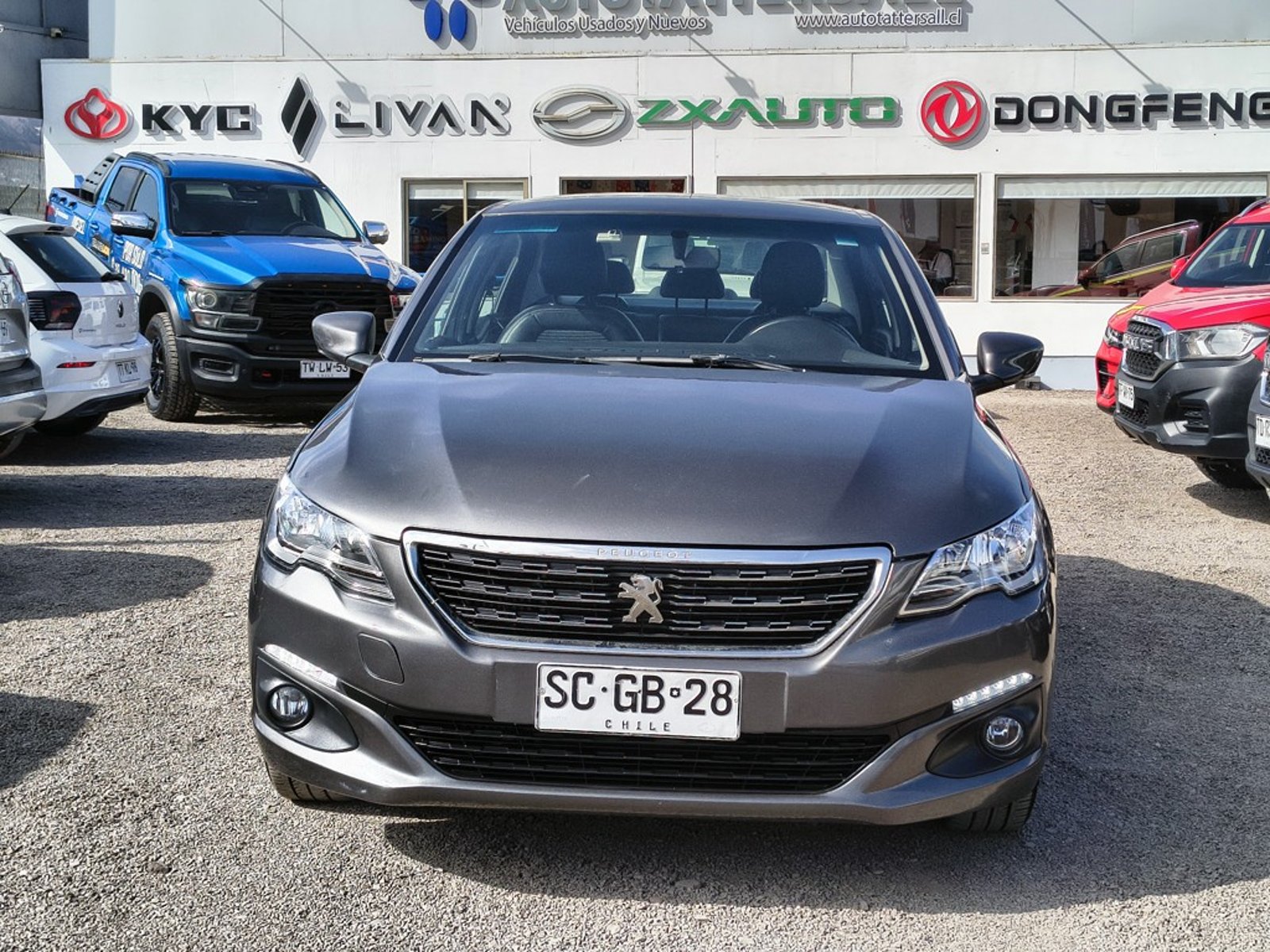 Peugeot 301 1.6 ACTIVE HDI 2022 - Foto 2 de 18