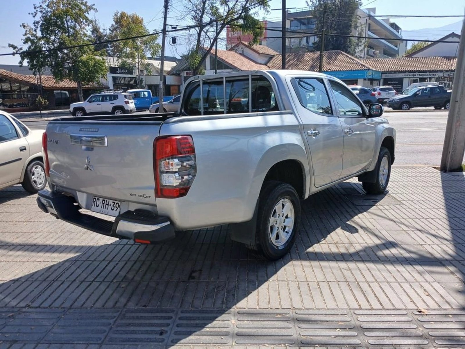 MITSUBISHI L200 L200 KATANA CRT 4X4 2.4 2021 - Imagen 9 de 19