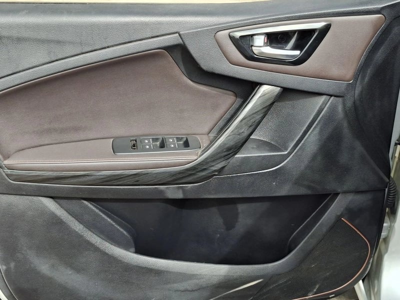 ZX Auto TERRALORD 2.5 AT 4X4 2023 - Imagen 13 de 20