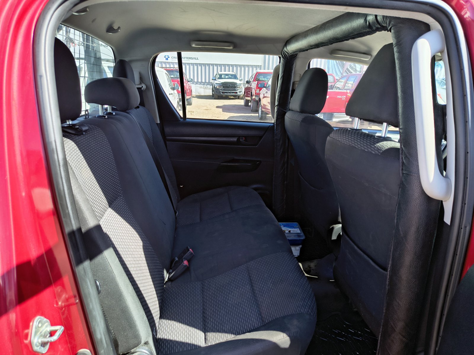 Toyota HILUX 2.4 Diesel 4x4 T/M 2024 - Imagen 20 de 20
