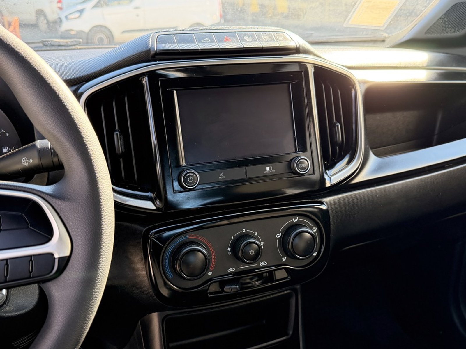 RAM 700 BIGHORN DCAB 1.3 2024 - Imagen 19 de 20