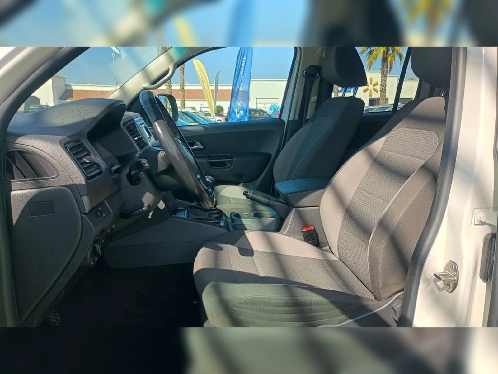VOLKSWAGEN AMAROK 2.0 TRENDLINE DIESEL 4MOTION 4X4 DOB. CAB. MT 4P 2023 - Imagen 10 de 14