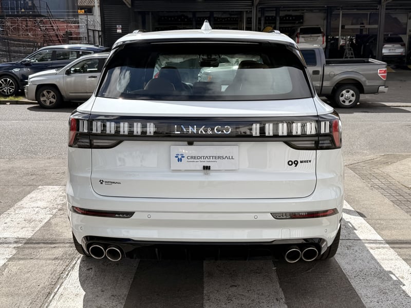 Lynk & Co 09 09 HALO Hibrido 4X4 T/A 2027 - Imagen 7 de 20