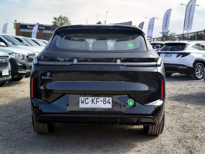 Lynk & Co 08 1.5 Hibrido 4x2 T/A HALO 2027 - Imagen 5 de 20