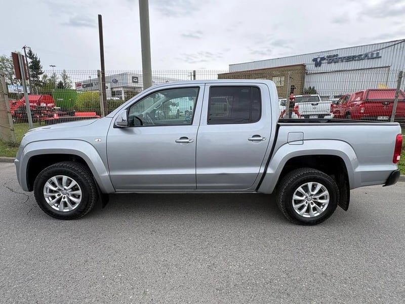 Volkswagen AMAROK 2.0 COMFORTLINE 4MOTION 4X4 2023 - Imagen 4 de 12
